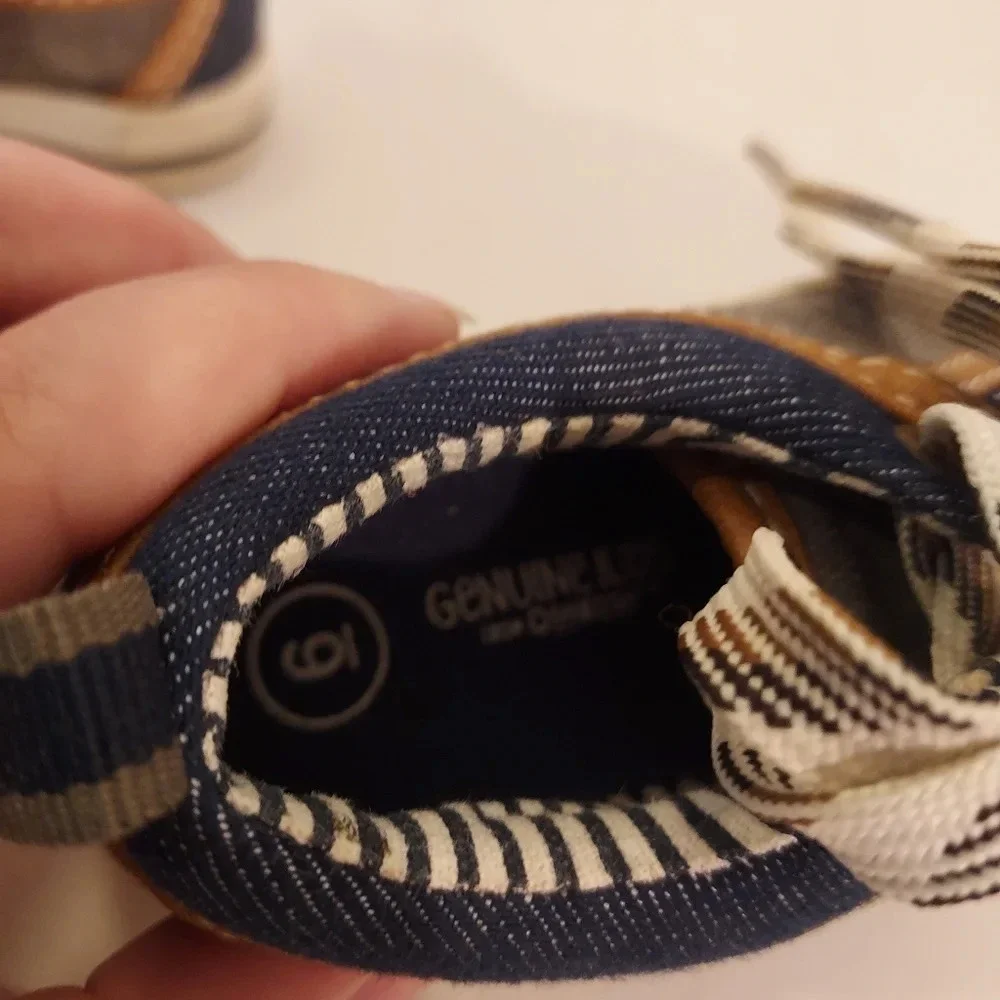 Genuine Kids by OshKosh Denim Lace Up Casual Sneakers in Size 6 (Toddler Size)